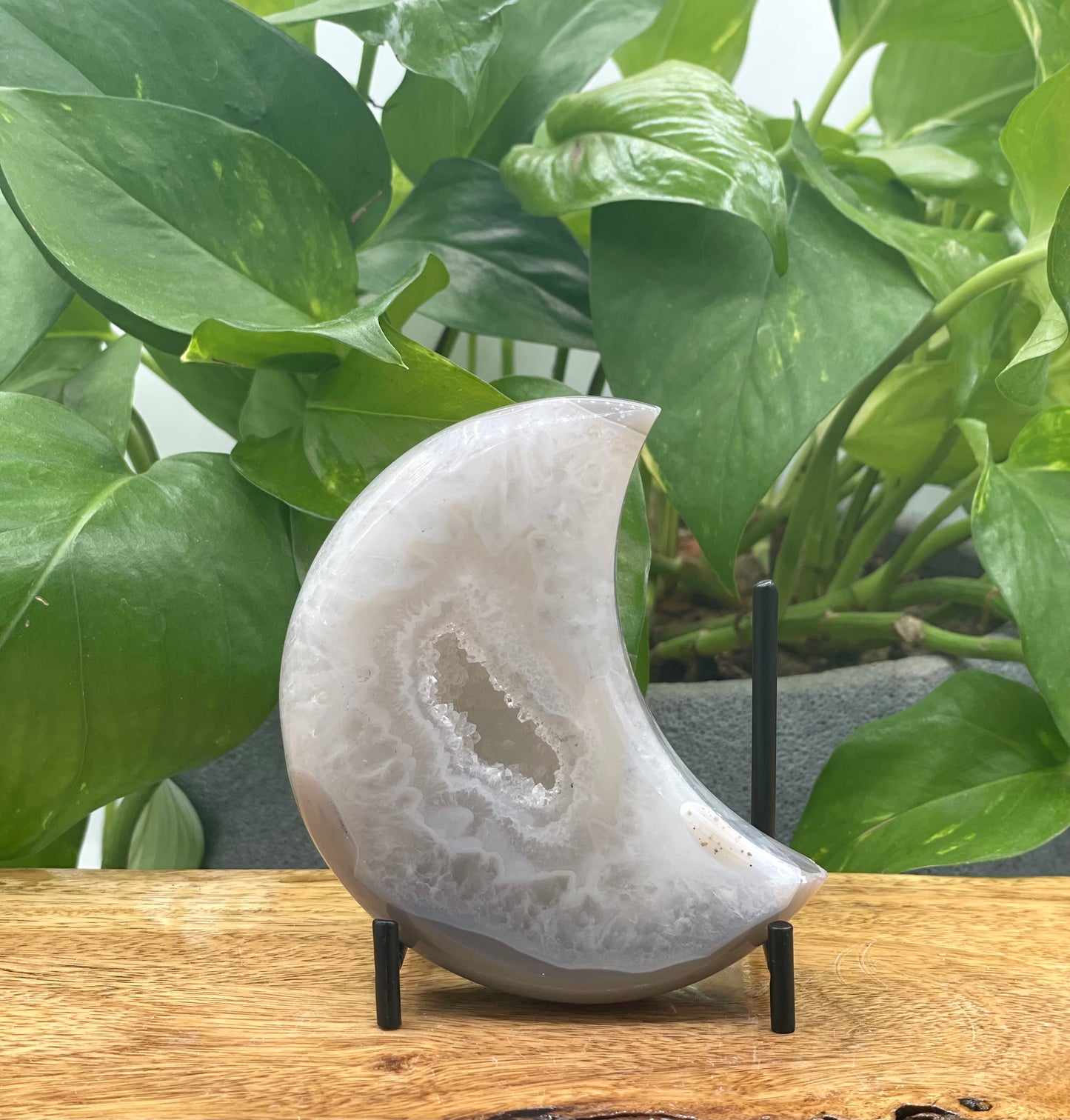 Agate Druzy Moon Carving