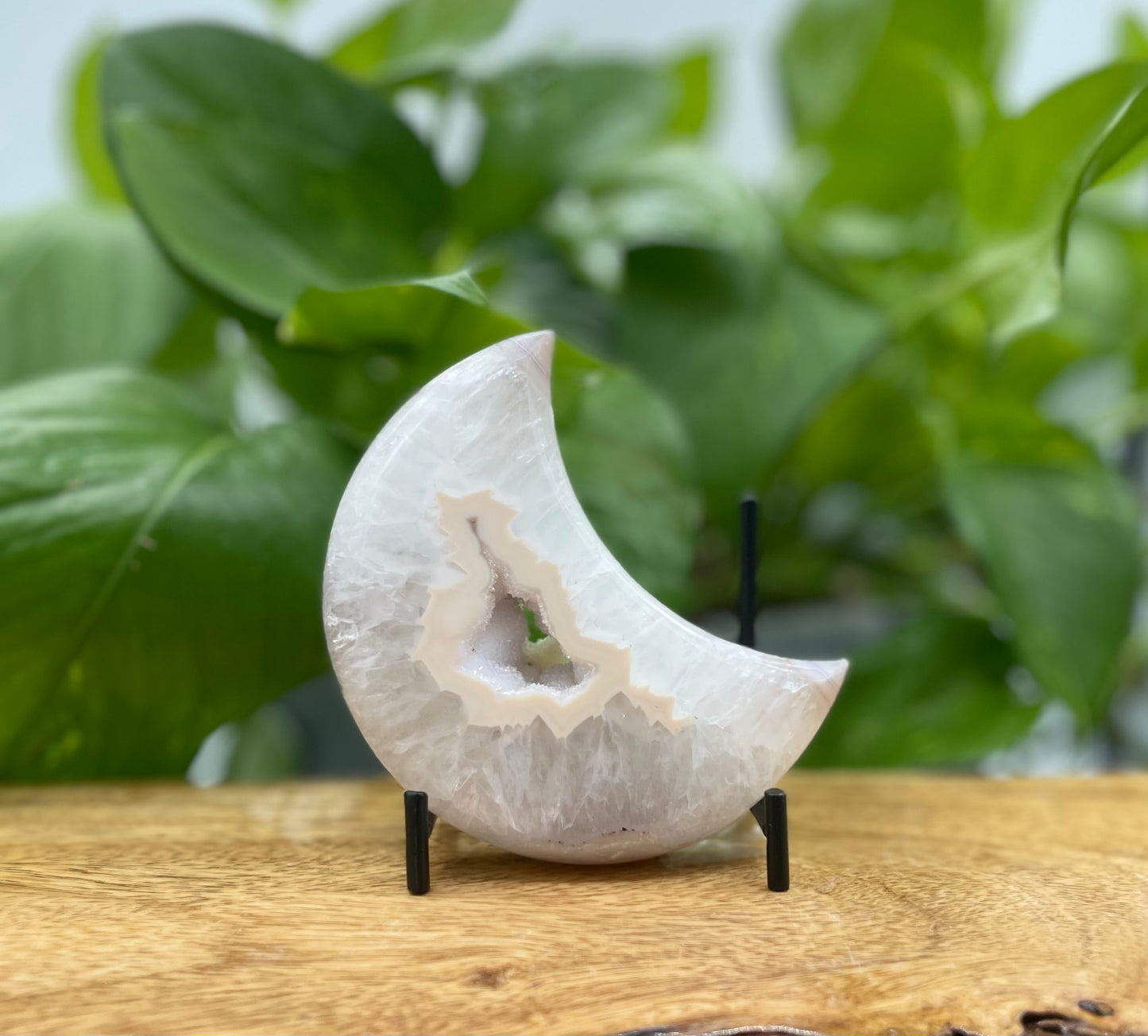 Agate Druzy Moon Carving